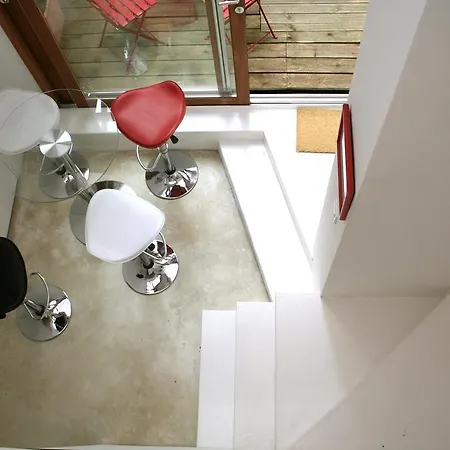 Atypic Architect Duplex Apartment *